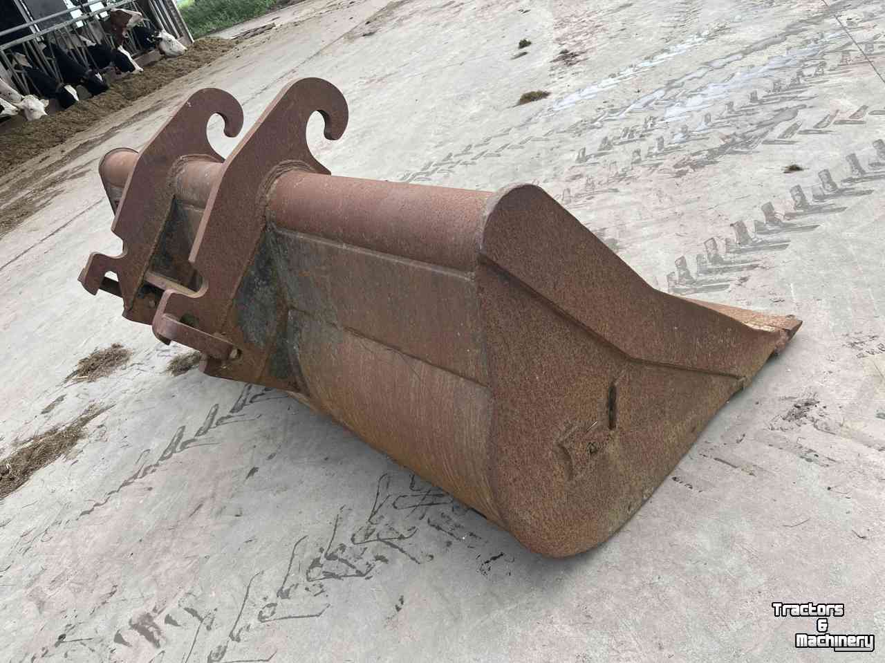 Godets  Graafbak Kraanbak Dieplepel Schepbak