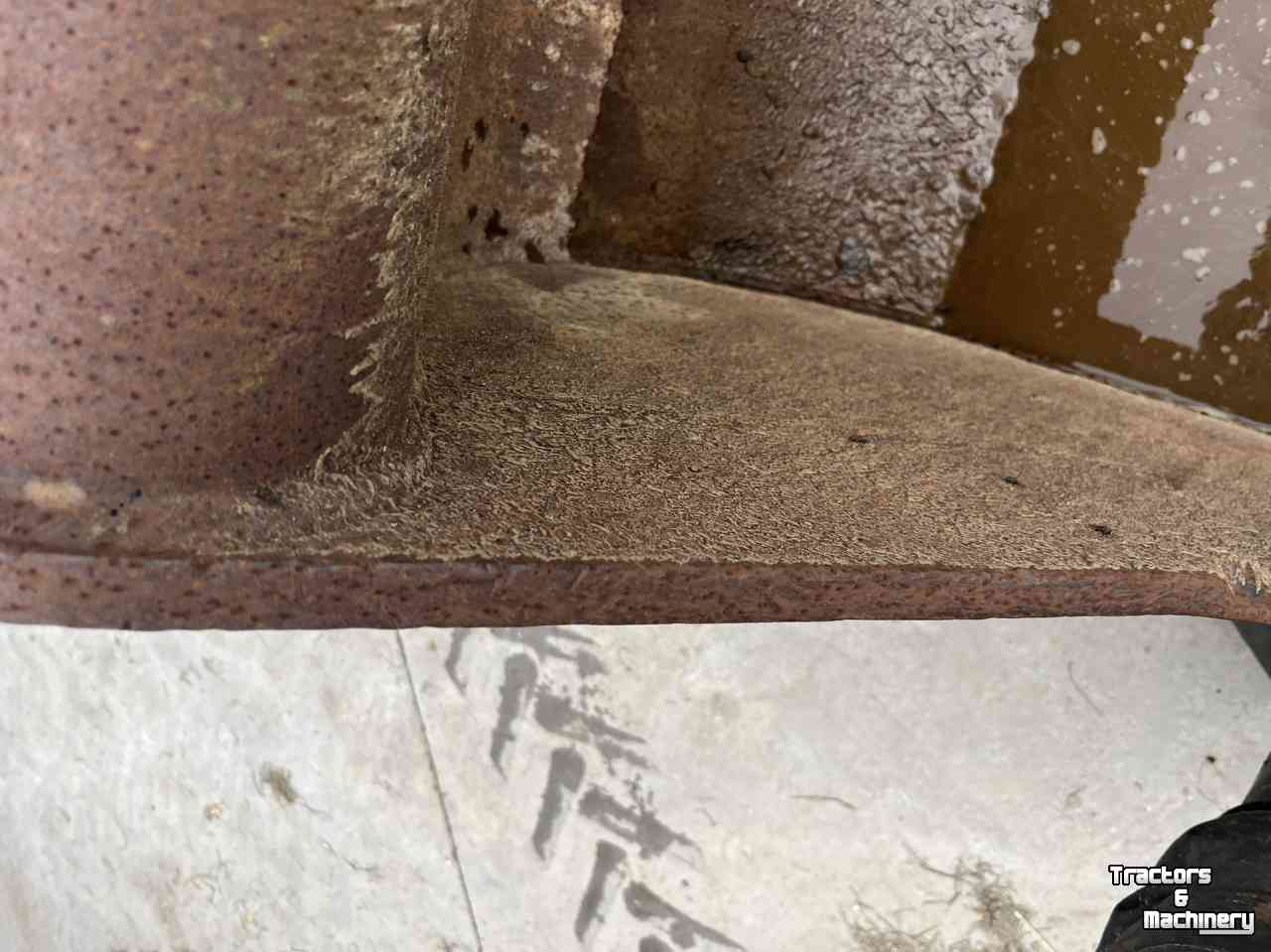 Godets  Graafbak Kraanbak Dieplepel Schepbak