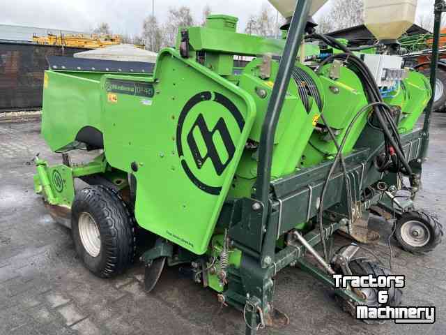 Planteuse de pommes de terre Miedema CP42 hydro met AAK