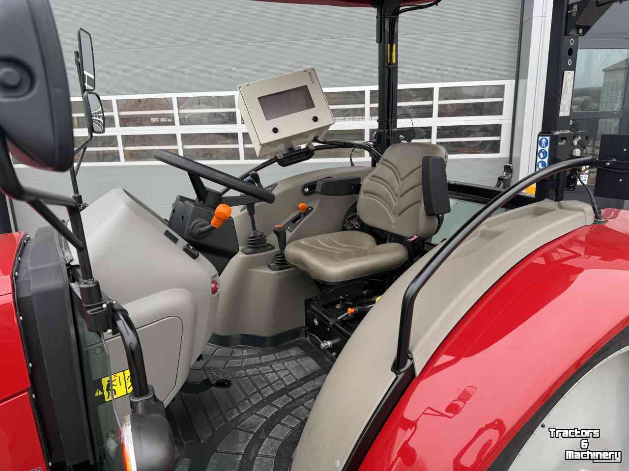 Tracteur Case-IH Farmall 75a gps, kruip. Als nieuw!