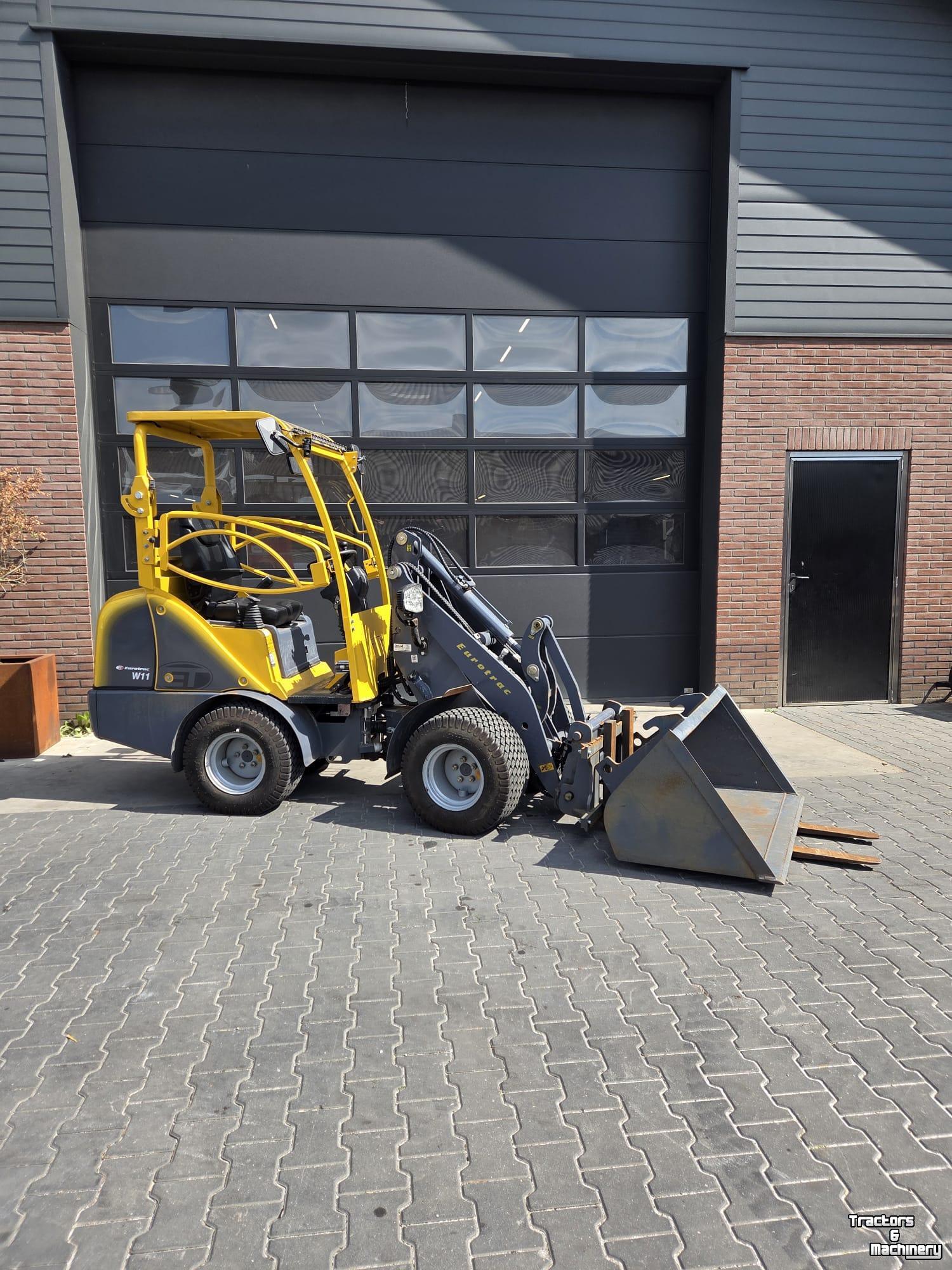 Chargeuse sur pneus Eurotrac W11