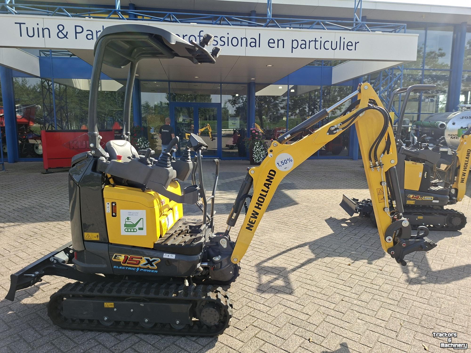 Mini pelleteuse New Holland E15X