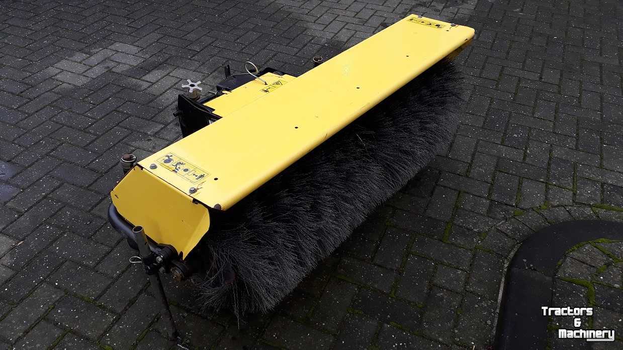 Balayeur John Deere veegmachine
