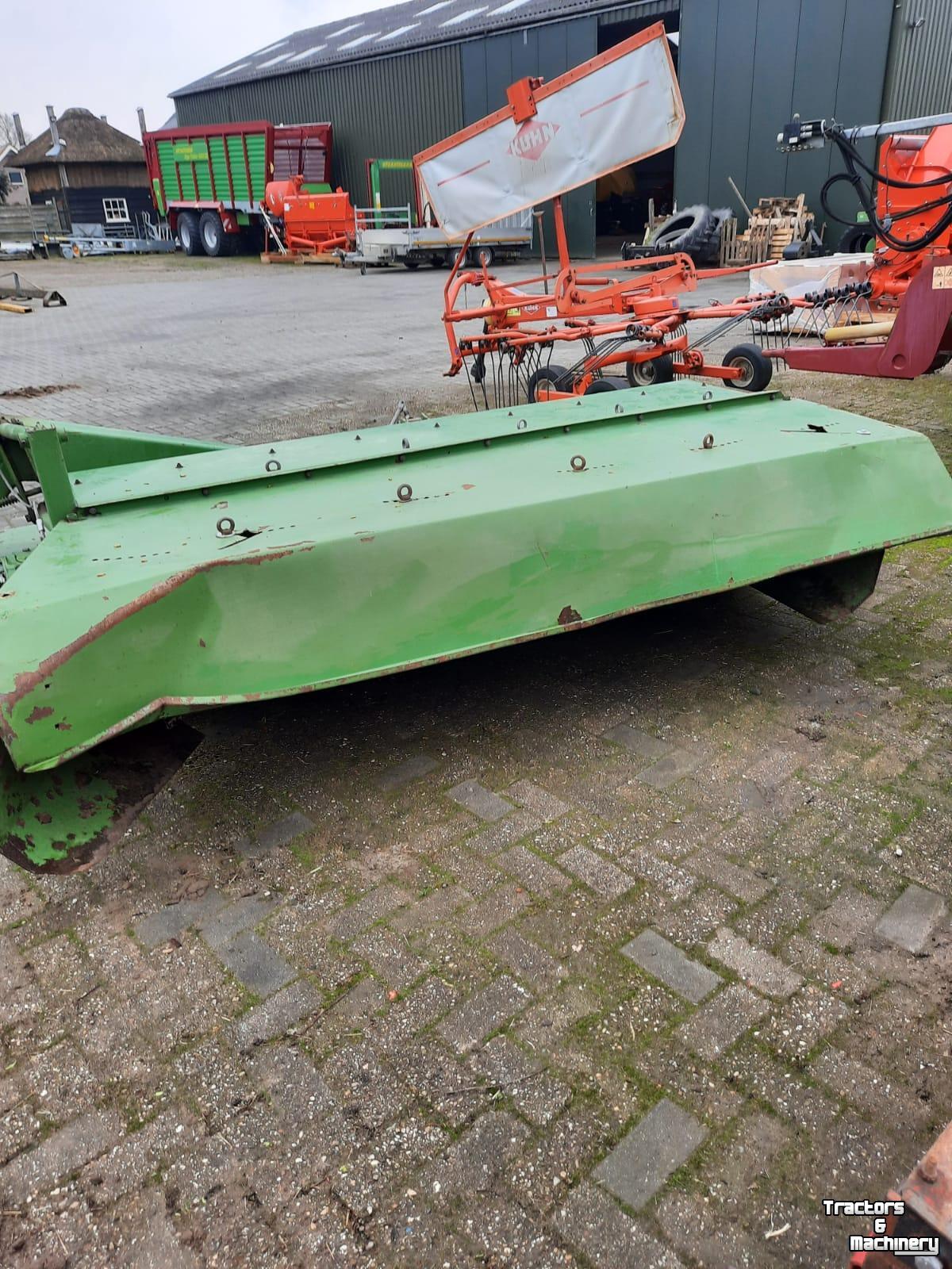 Faucheuse Krone EC320V