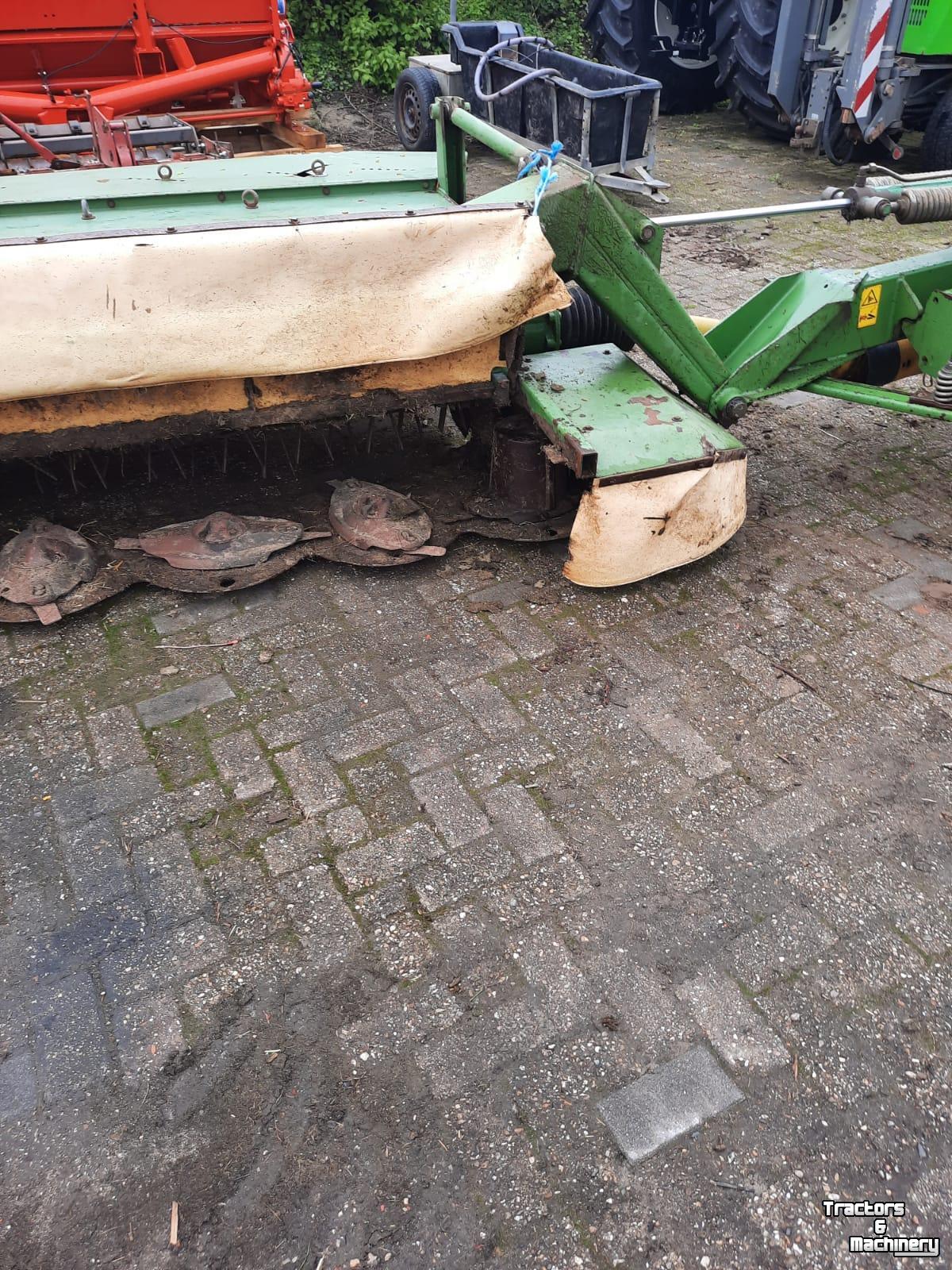 Faucheuse Krone EC320V