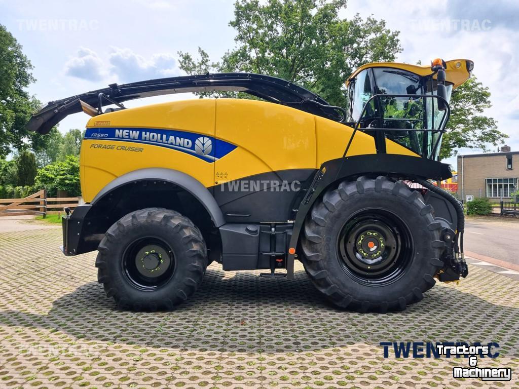 Ensileuse automotrice New Holland FR 550 hakselaar