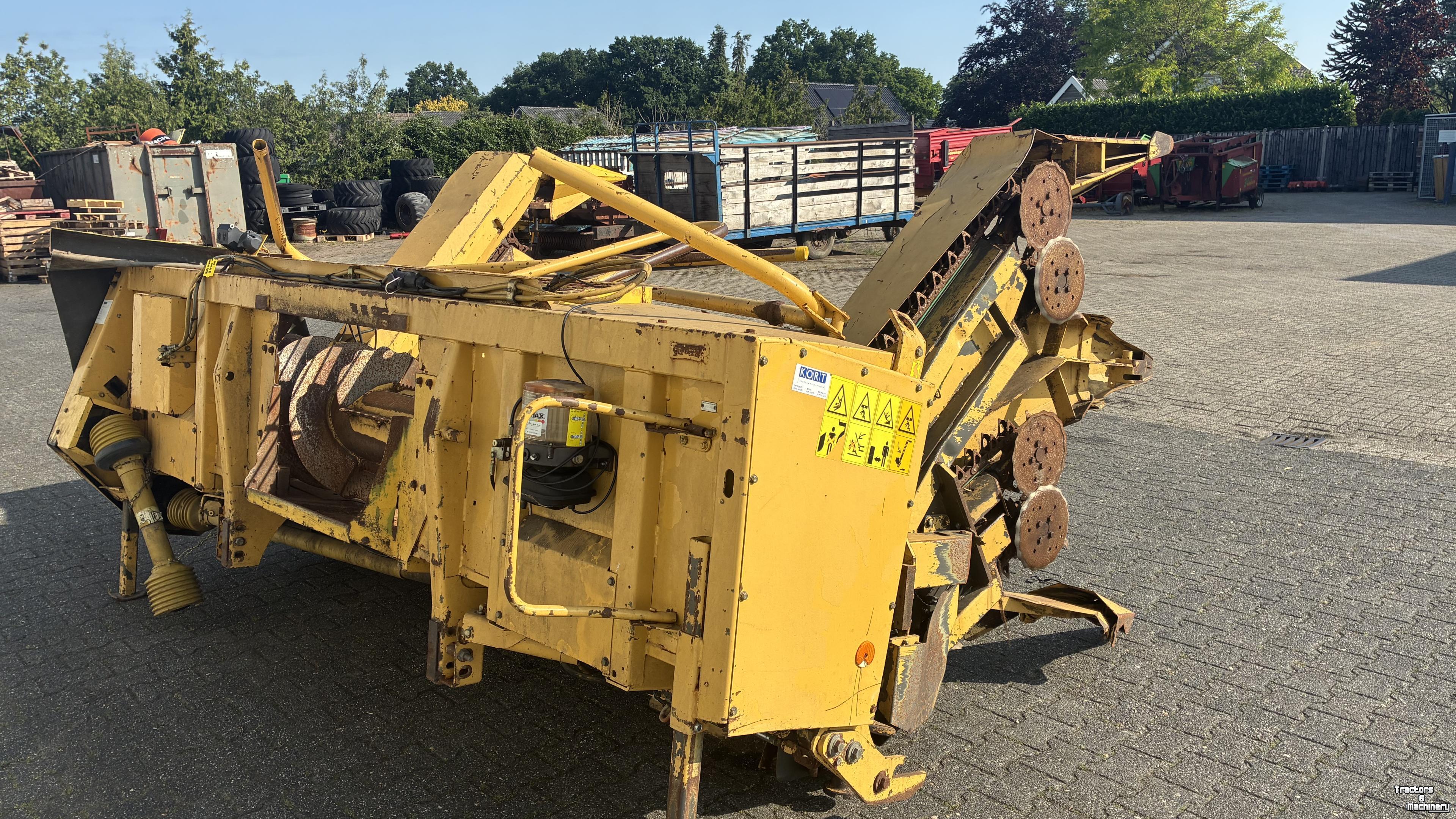 Maisbec New Holland New Holland 300N8 Maisbek