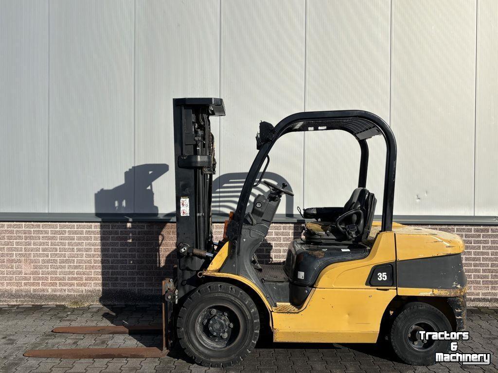 Chariot élévateur Caterpillar DP35N