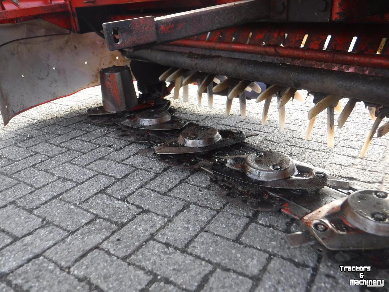 Faucheuse Kuhn FC313F