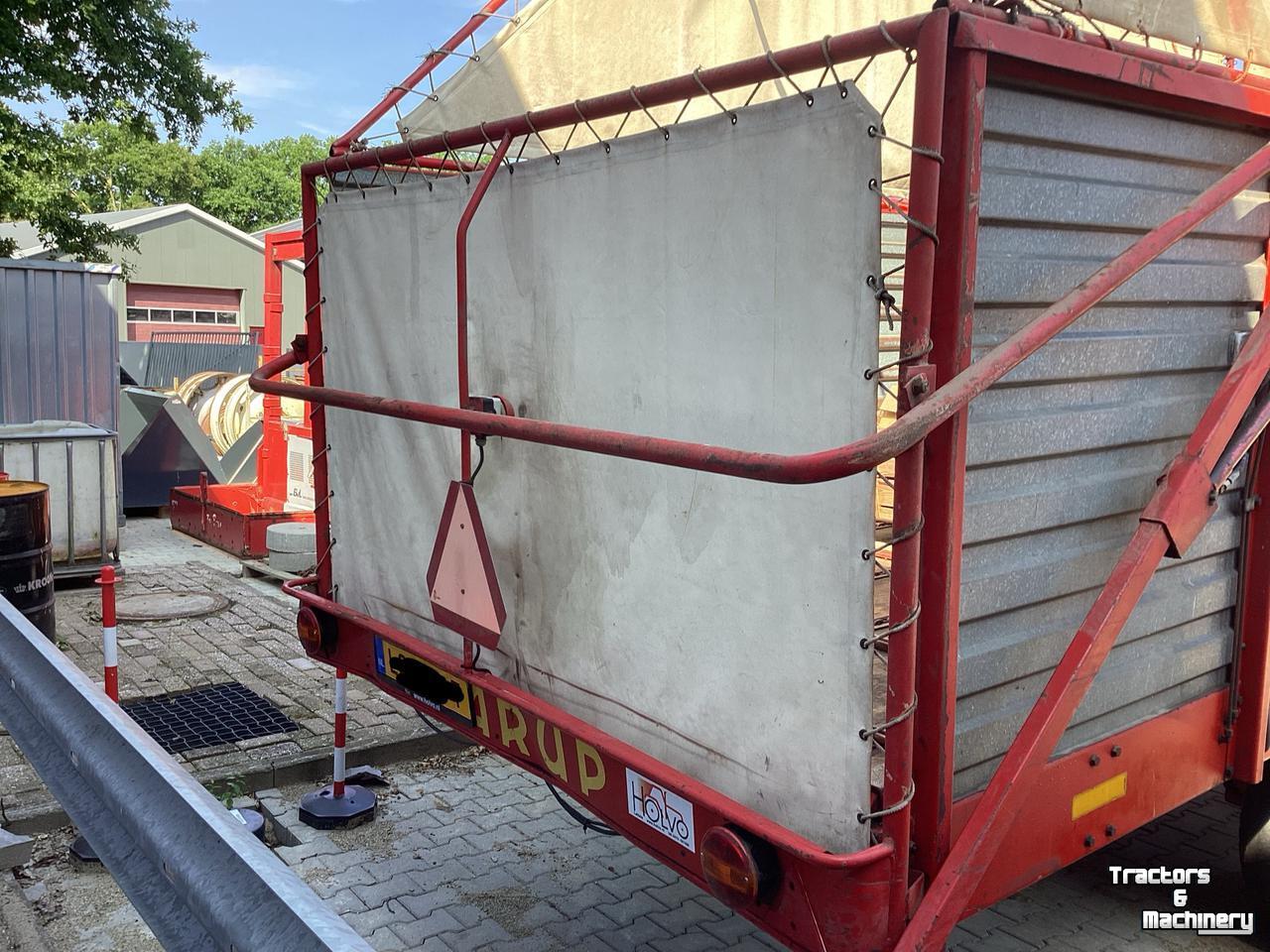 Autochargeuse Taarup 1030