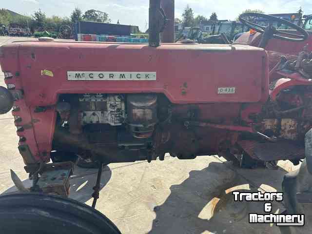Tracteur McCormick mc cormick d-436