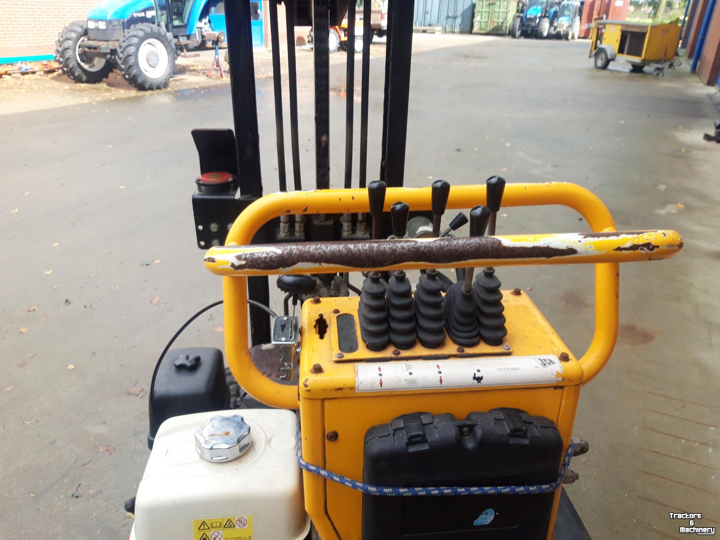 Tombereau à chenilles JCB RUPSDUMPER