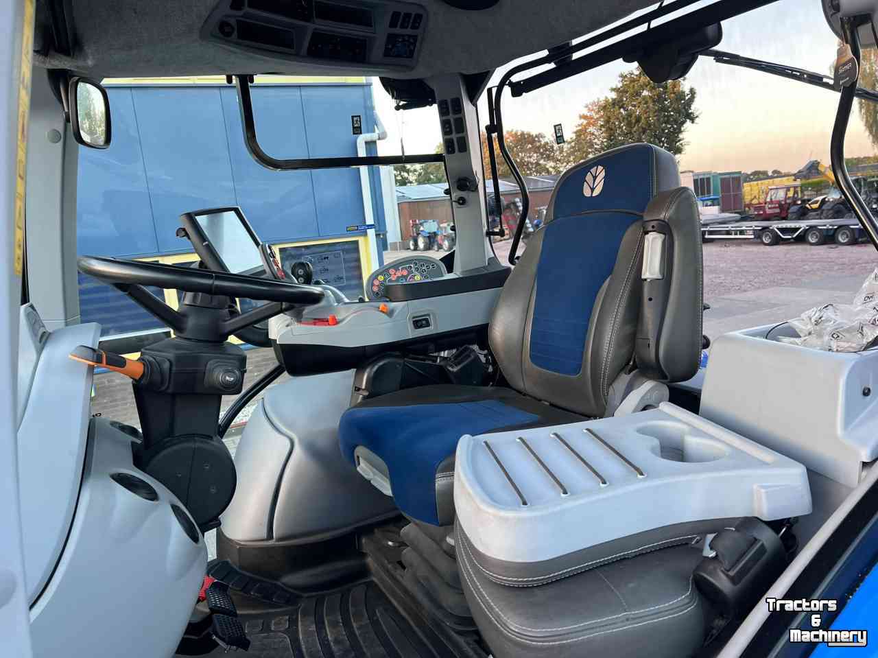 Tracteur New Holland T7.245 AC Stage V tractor trekker tracteur