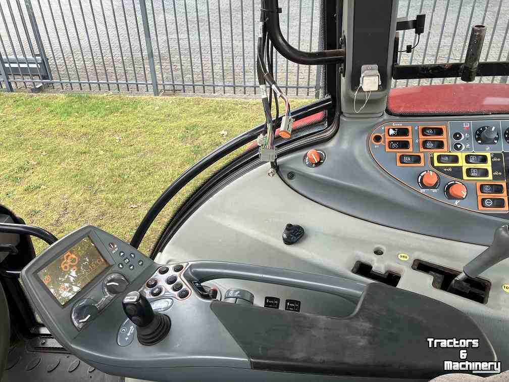 Tracteur Valtra N142