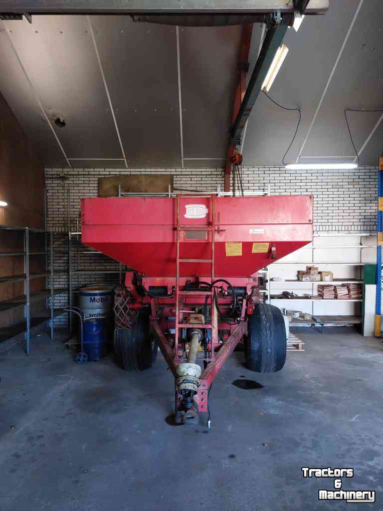 Distributeur de chaux Bredal Bredal kalkstrooier / kunstmeststrooier