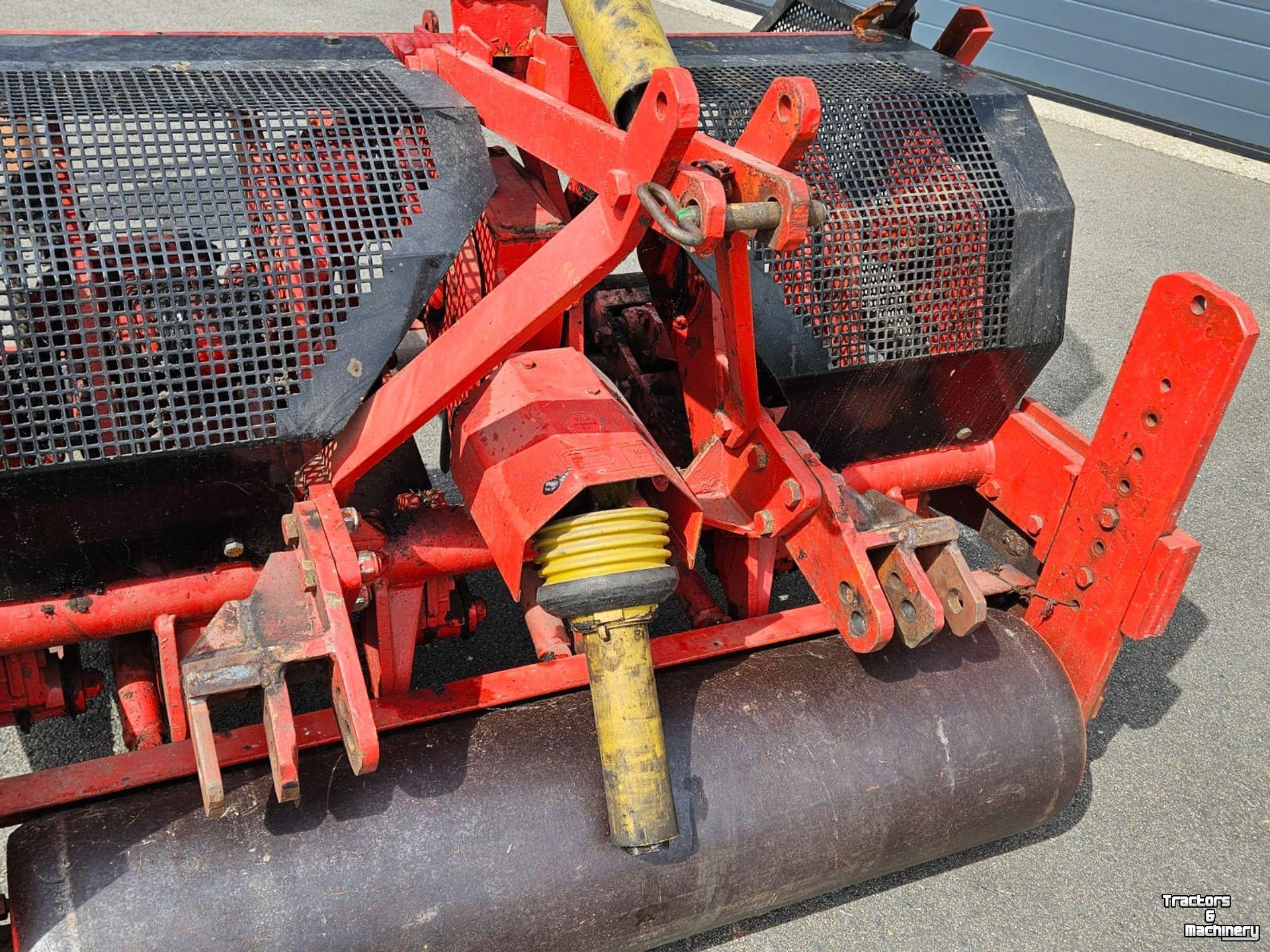Aérateur de gazon Redexim 1500 Verti-Drain beluchter 1,5 mtr