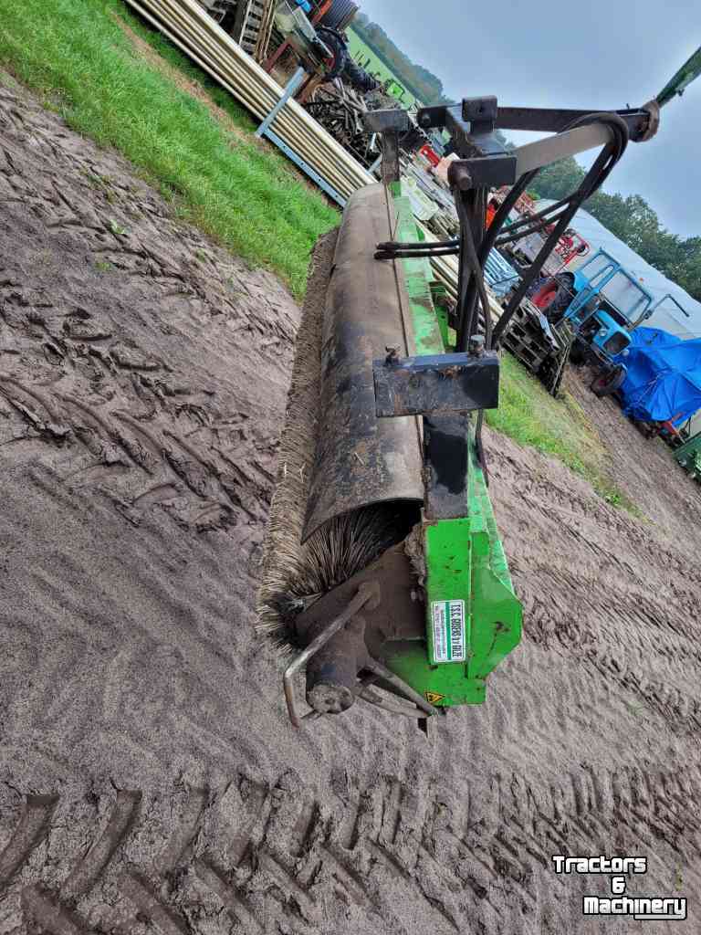 Balayeur Bema Veegmachine agrar 2300