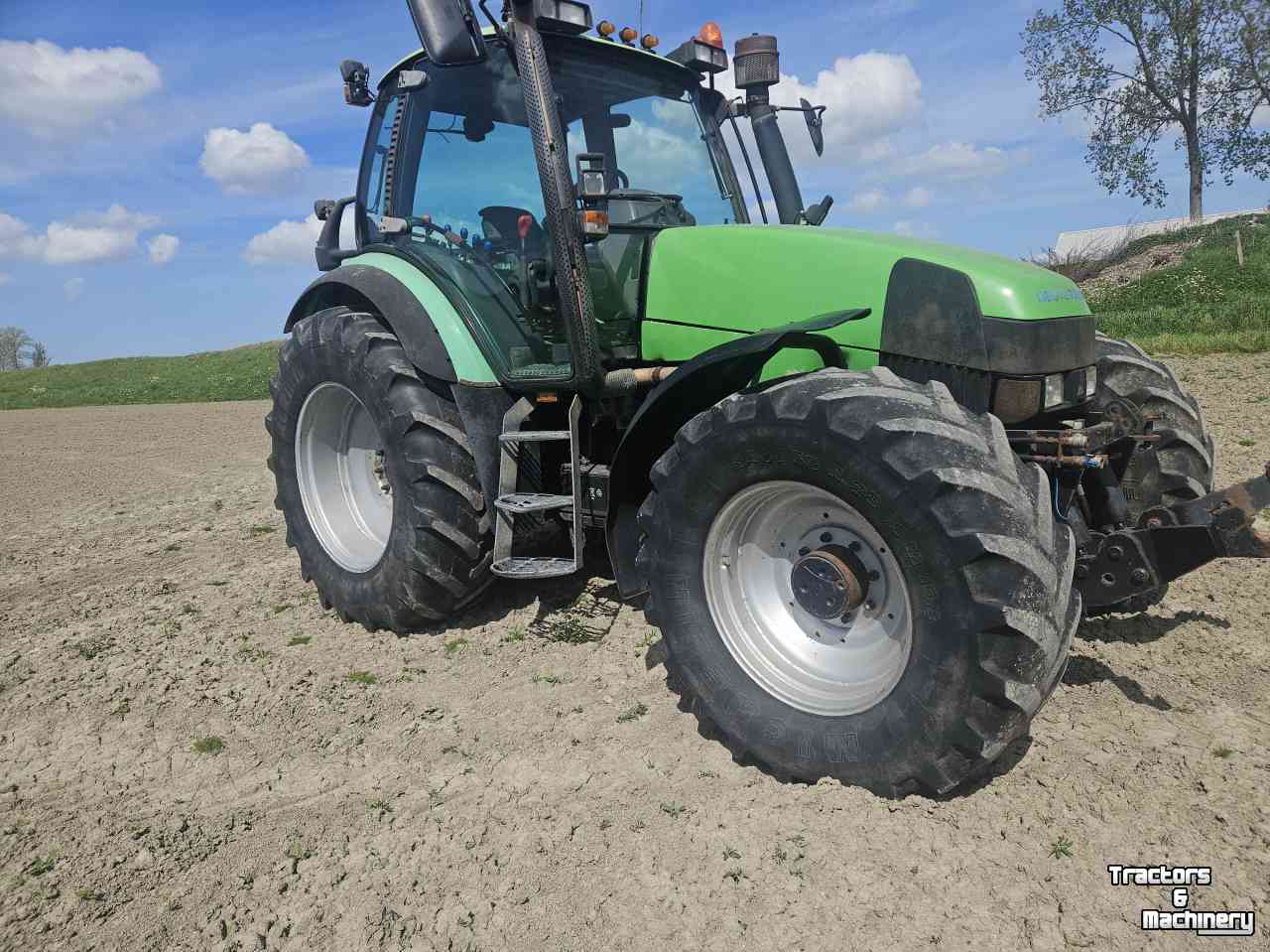 Tracteur Deutz-Fahr Agrotron 120