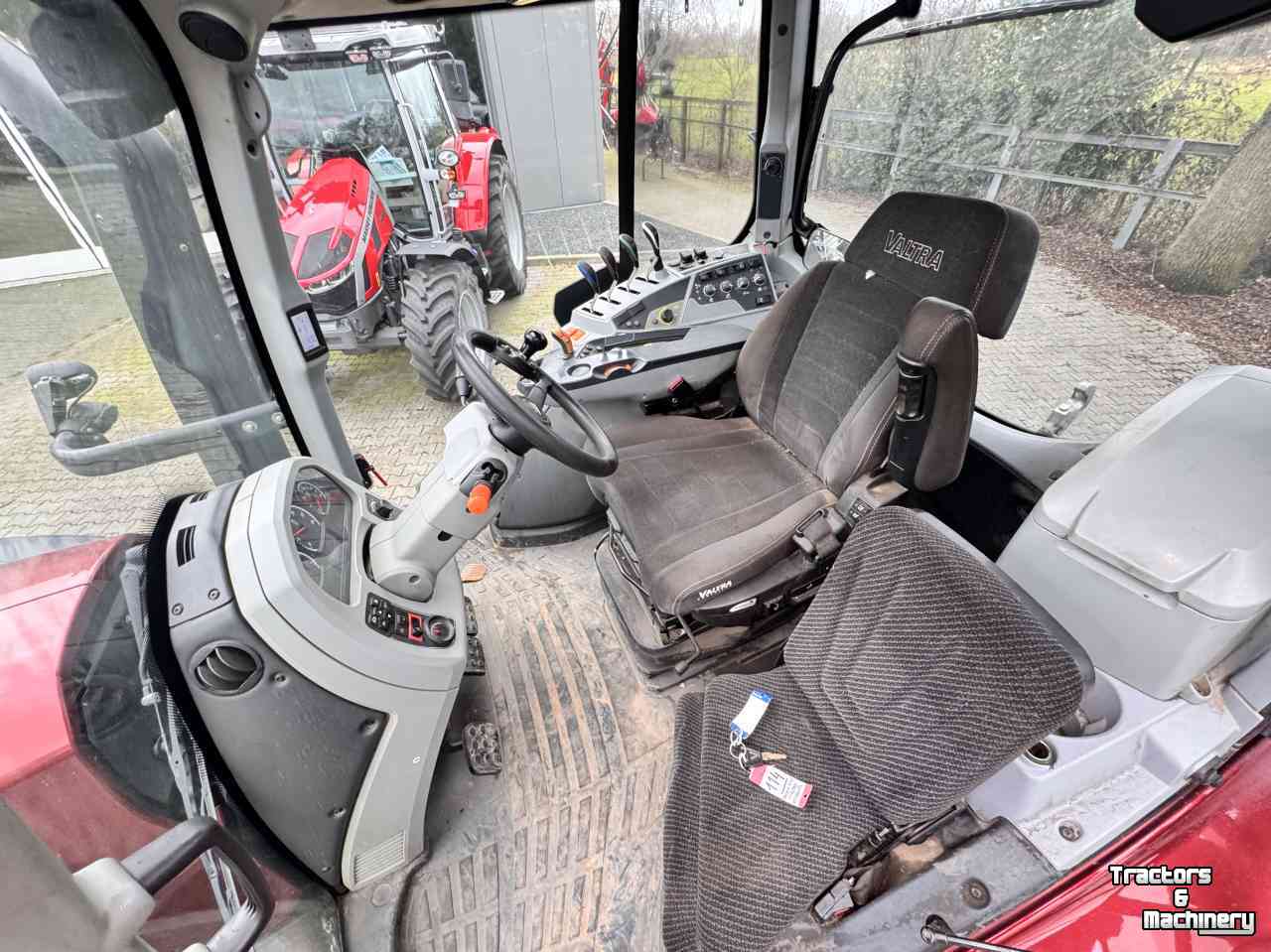 Tracteur Valtra T174 Active