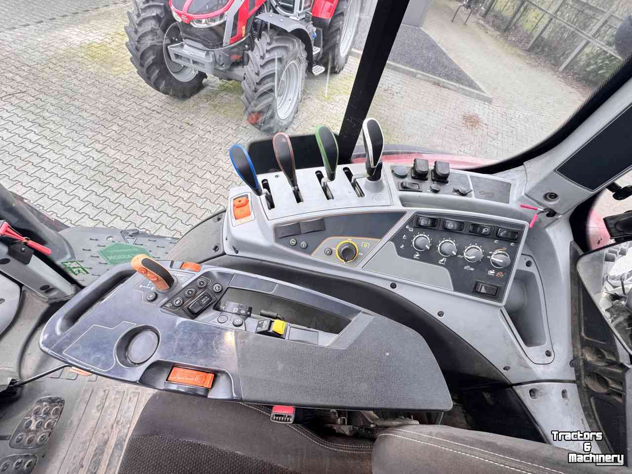 Tracteur Valtra T174 Active