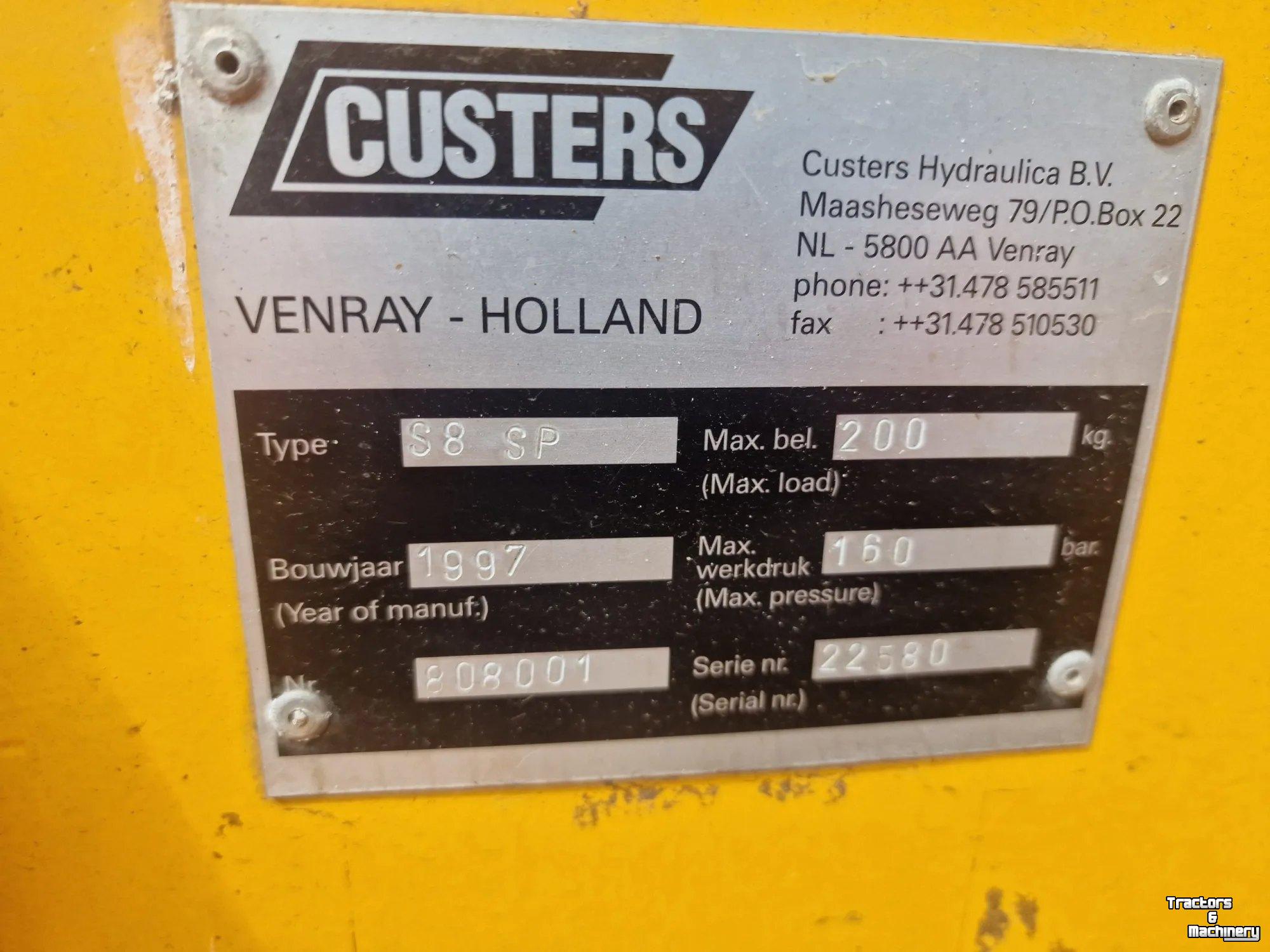 Elévateur à nacelle Custers TRACTOR HOOGWERKER