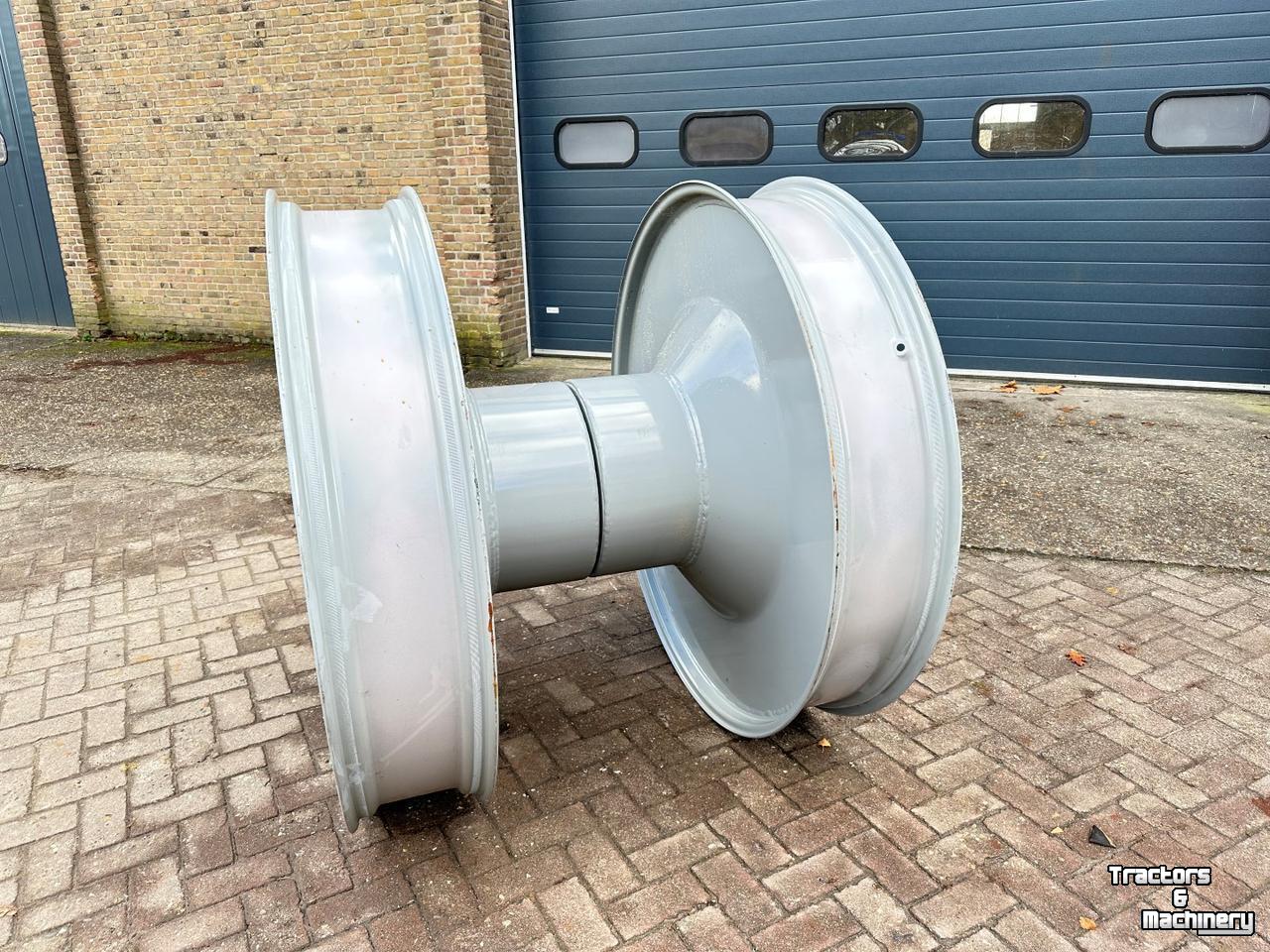 Roues, Pneus, Jantes, Barillets Jumelage Titan W10AR54 VELGEN