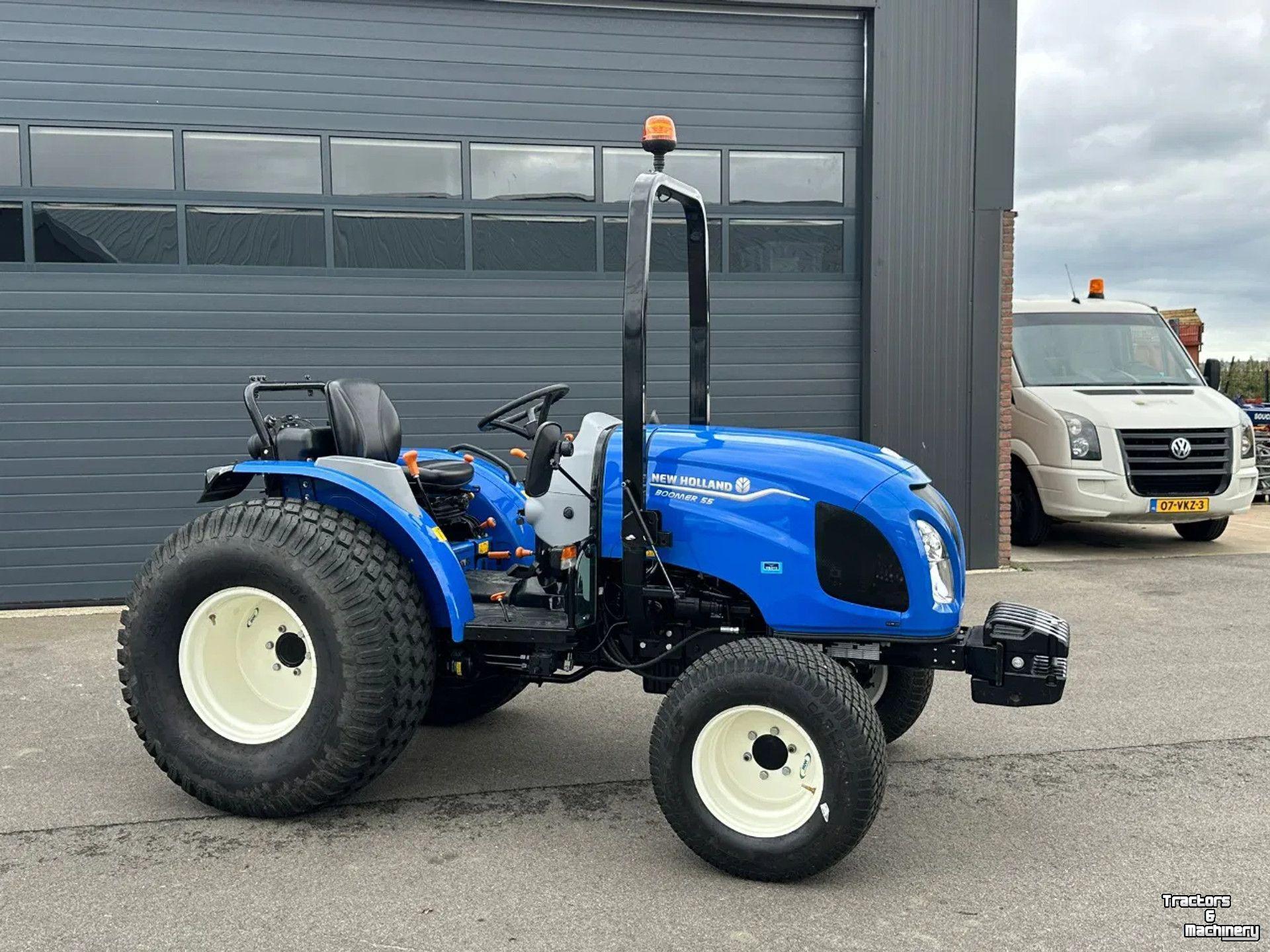 Tracteur pour vignes et vergers New Holland Boomer 55