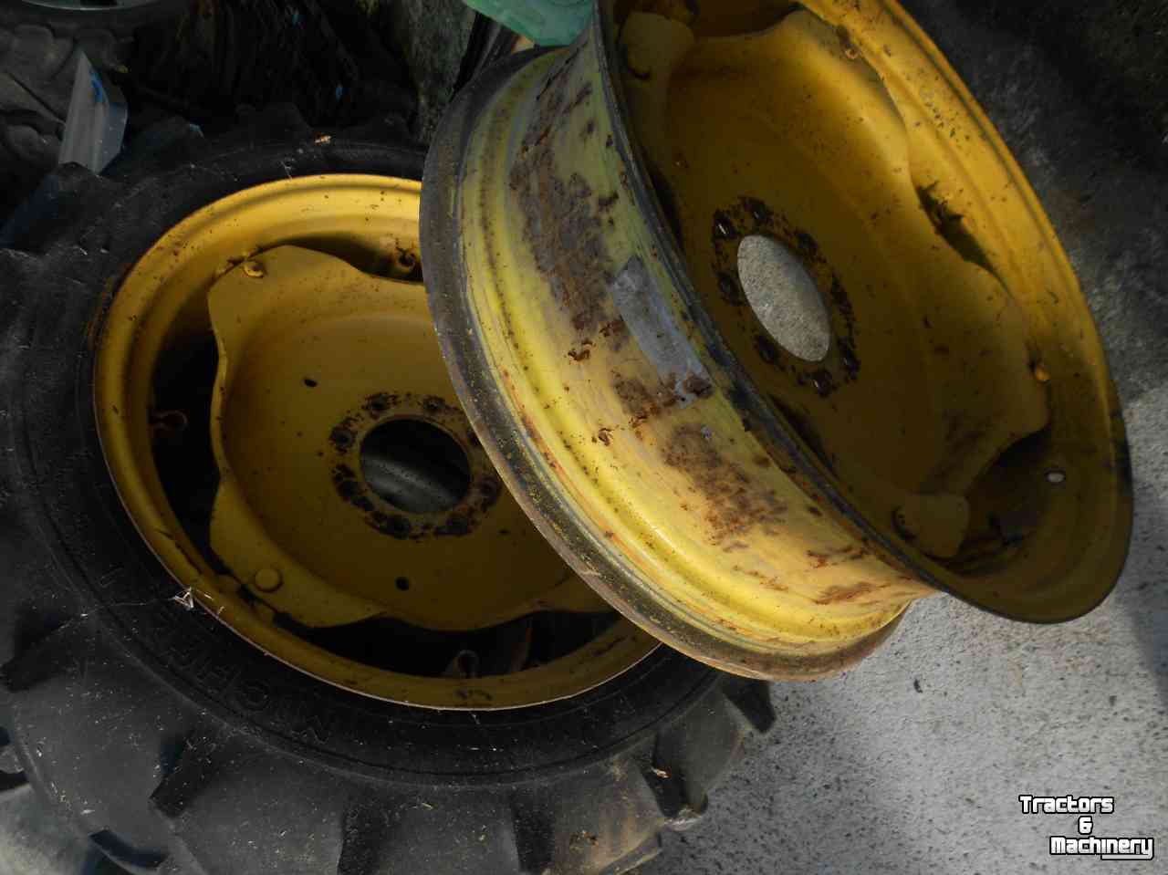 Roues, Pneus, Jantes, Barillets Jumelage John Deere 9-28