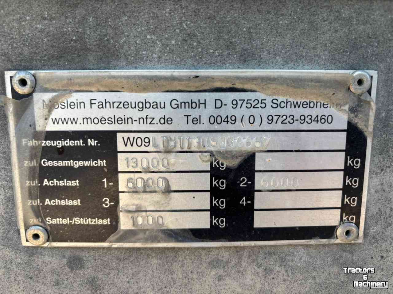 Semi-remorque surbaissé  Möslein dieplader Oprijwagen