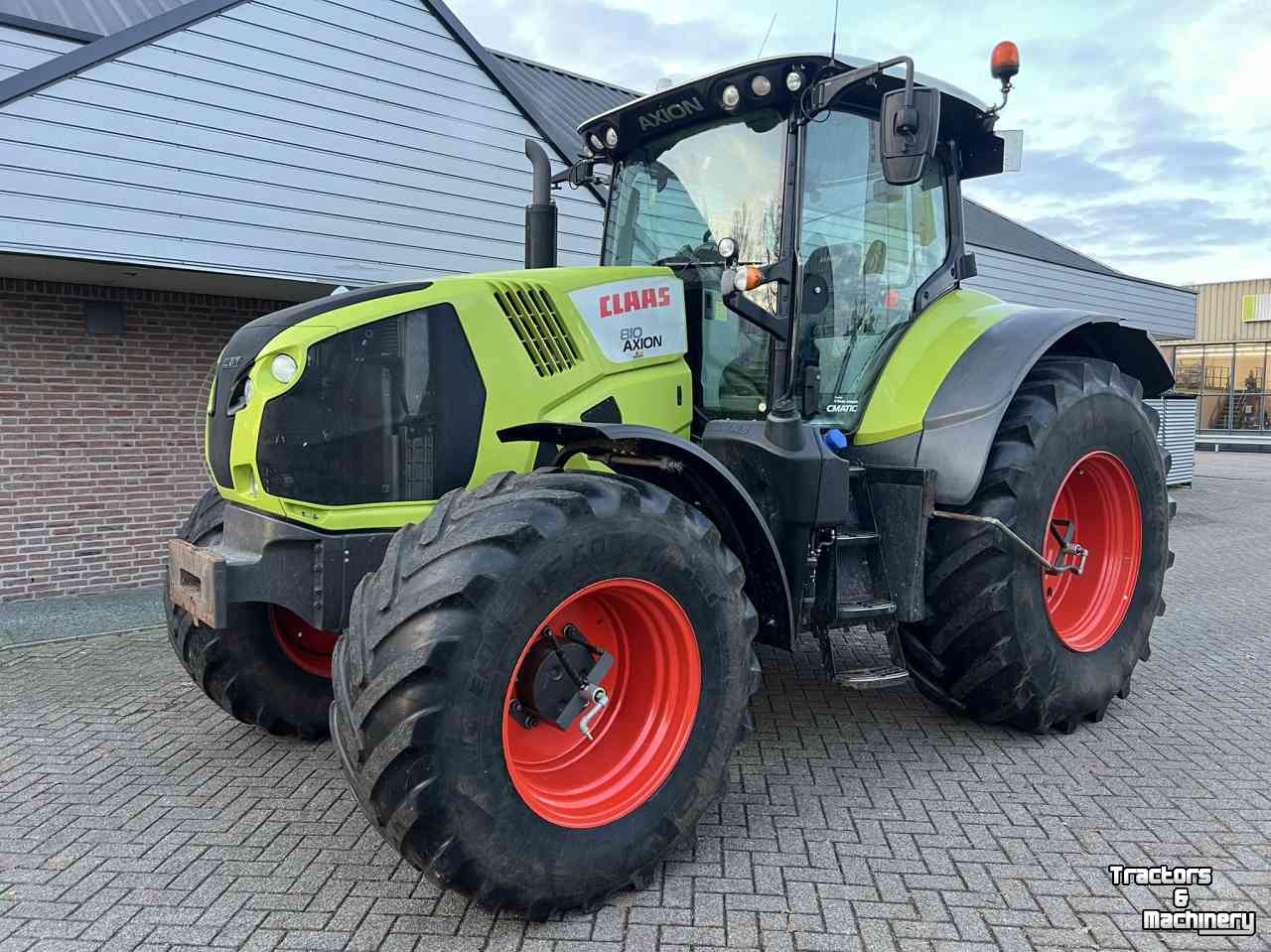 Tracteur Claas Axion 810 Cmatic