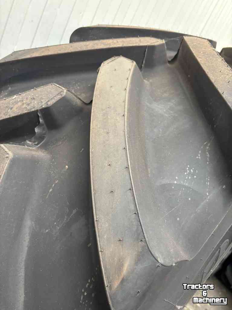 Roues, Pneus, Jantes, Barillets Jumelage Bridgestone 600/70R30  710/70R42