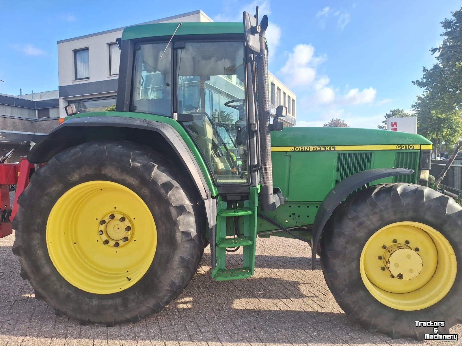Tracteur John Deere 6910 Auto Power