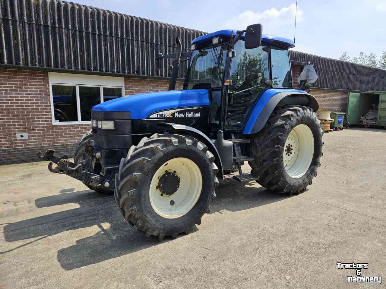 Tracteurs New Holland TM 120