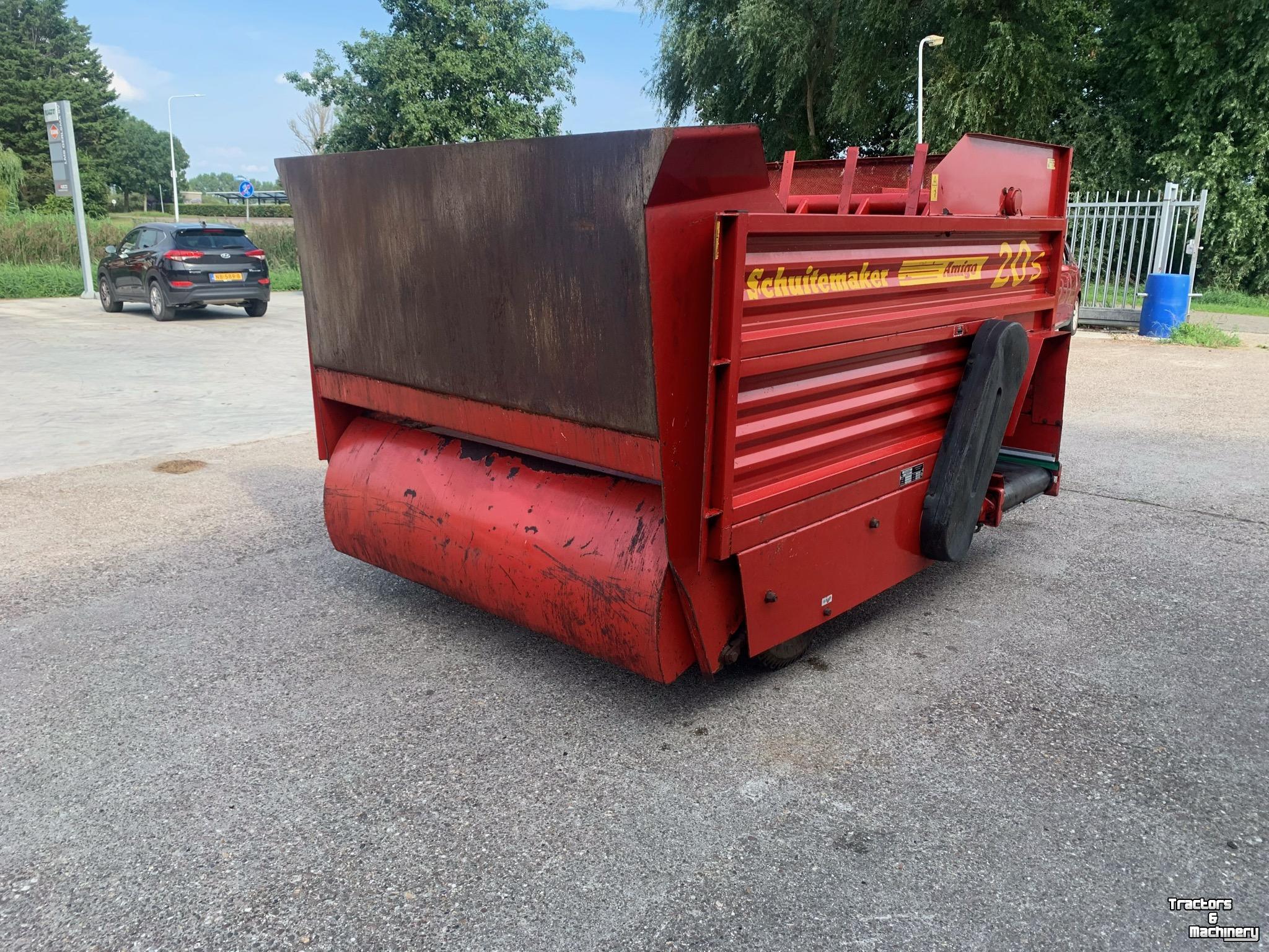 Distributeur de fourrage en bloc Schuitemaker Schuitemaker 20 S
