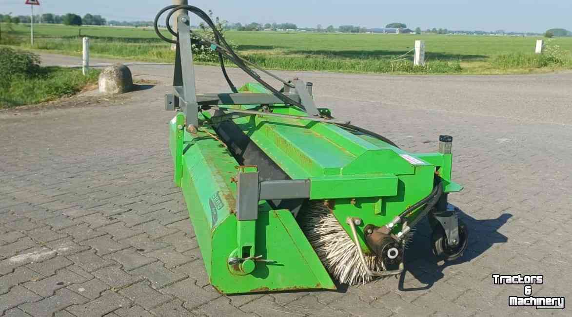 Balayeur Bema 2300 AGRAR premium veegmachine