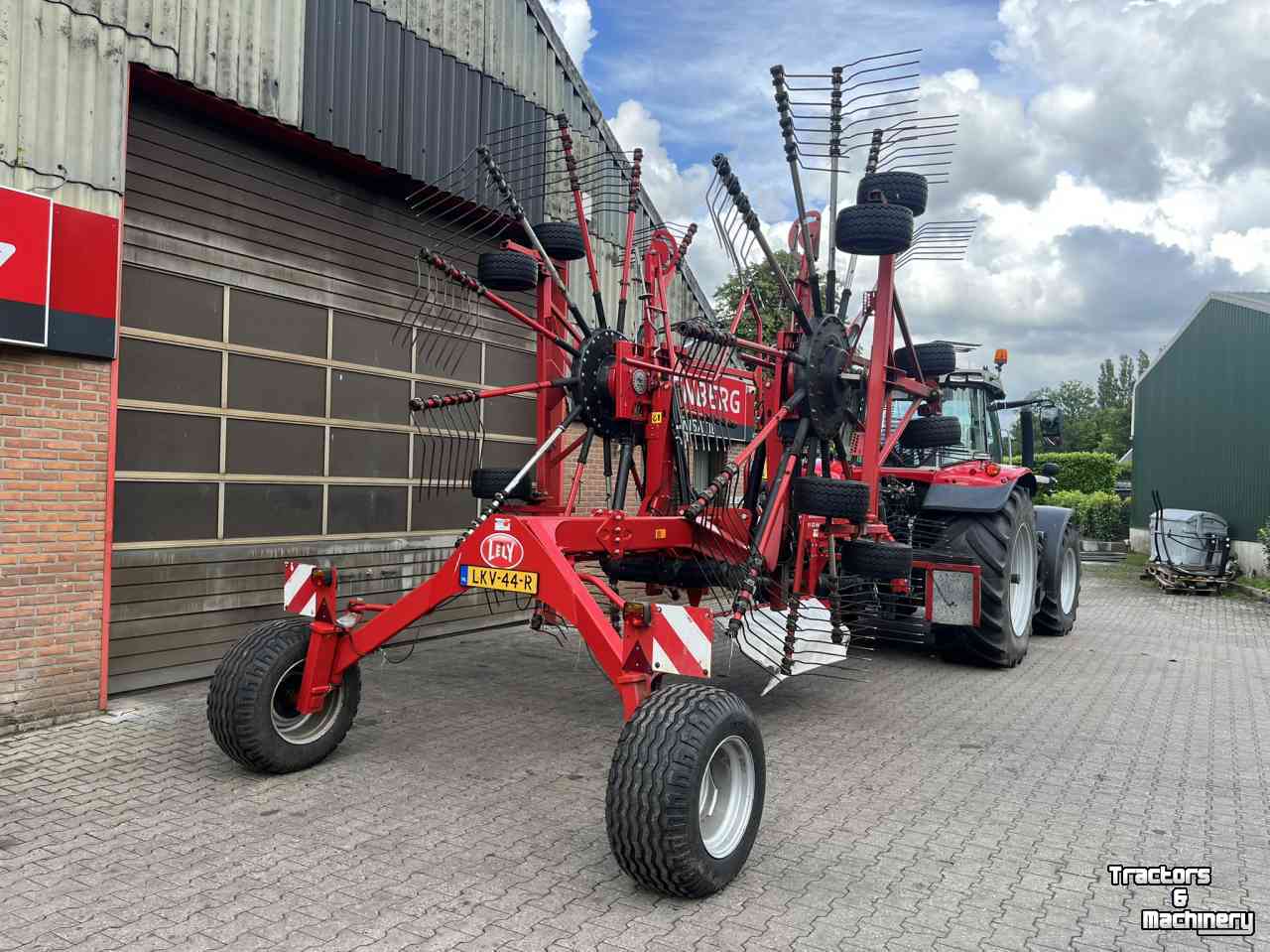 Andaineur Lely Hibiscus 915 CD Vario hark weidebouwmachines