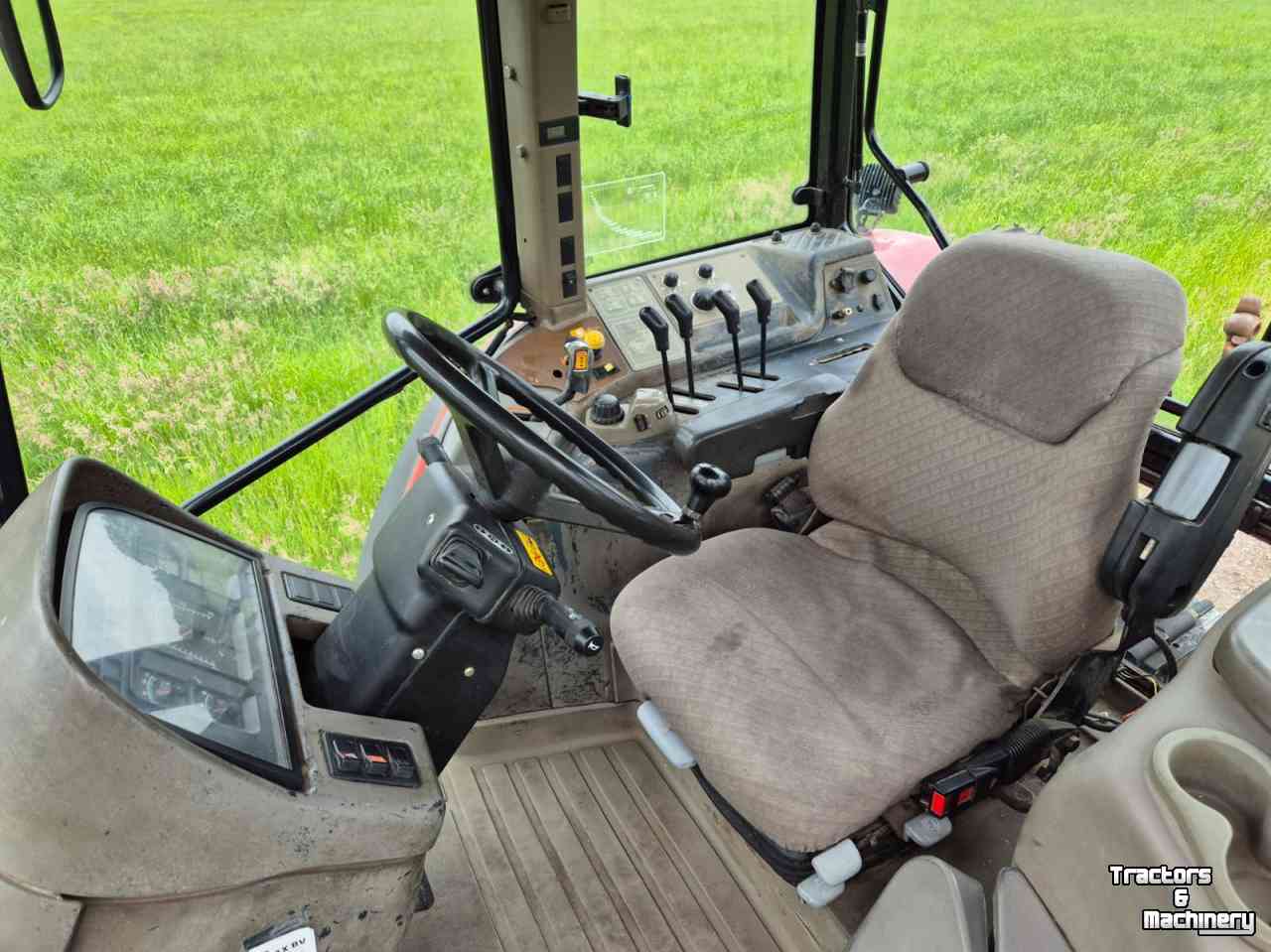 Tracteur Case-IH MXM 140