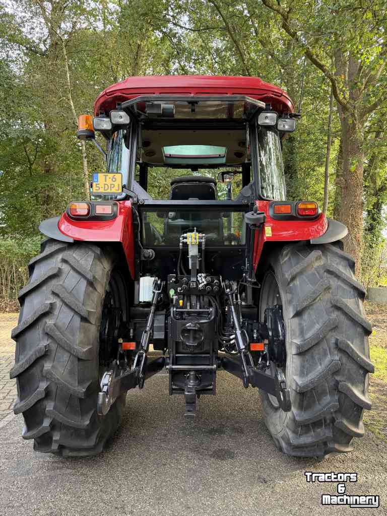 Tracteur Case-IH Farmall 105A