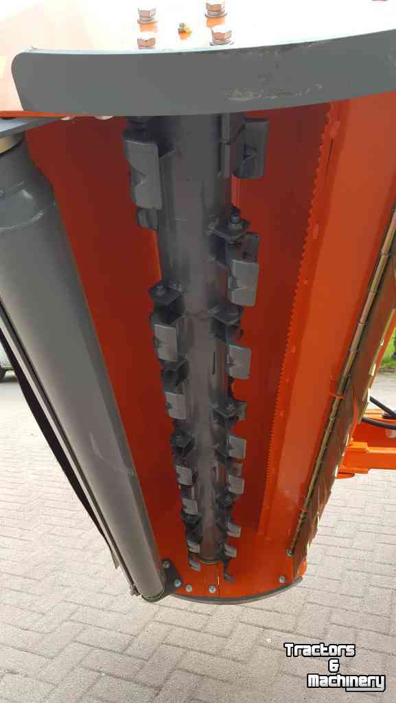 Rotobroyeur Loma Klepelmaaier BCRL 165