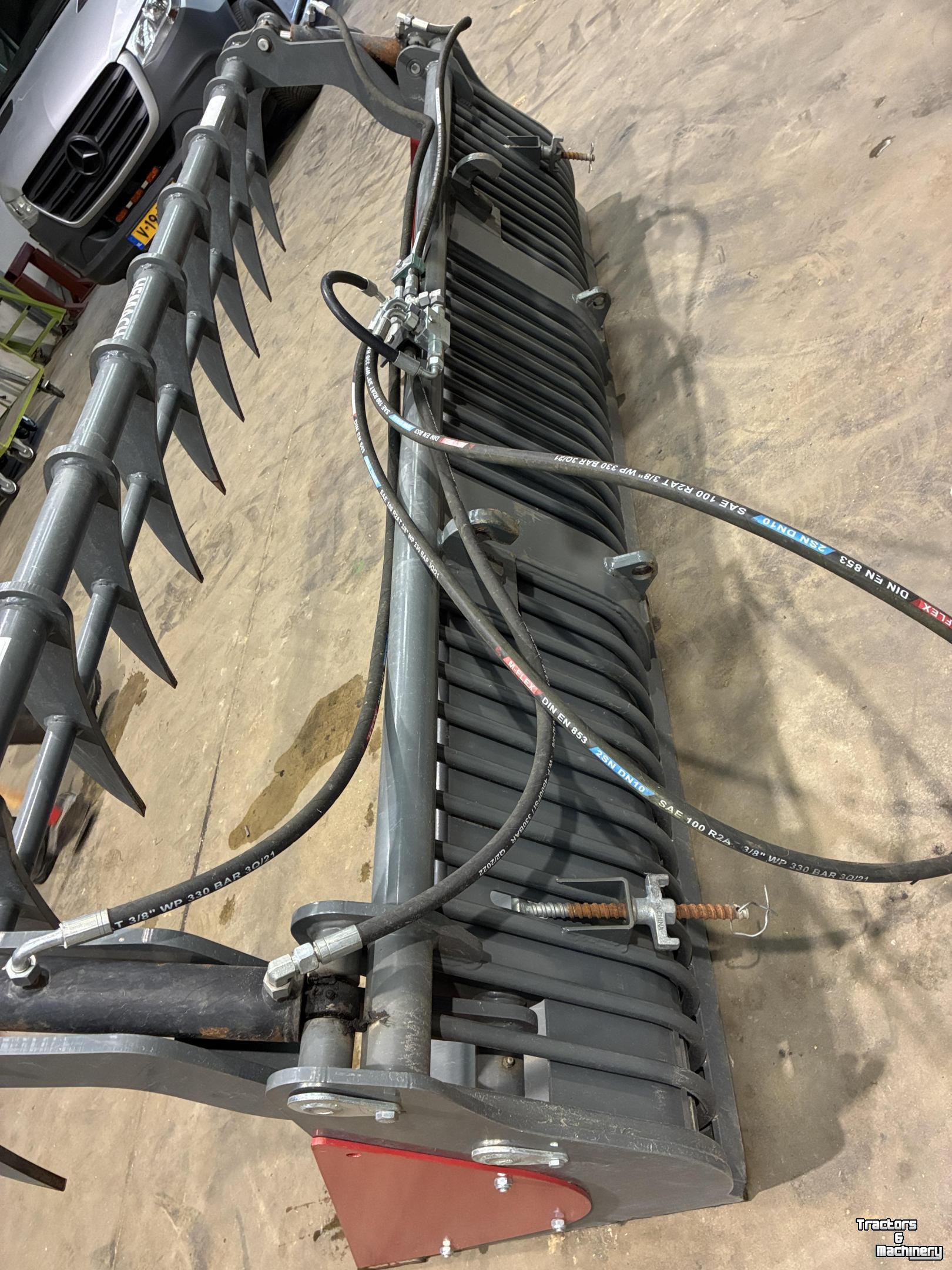 Chargeur Télescopique Hemach puinbak met bovenklem