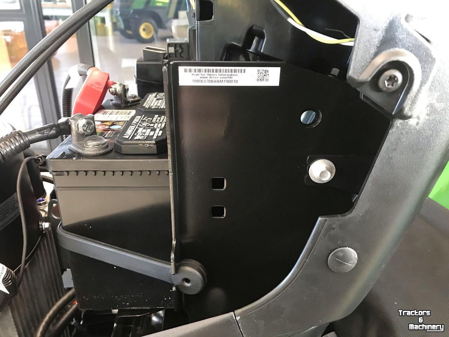 Tracteur Tondeuse Autoporté John Deere X370