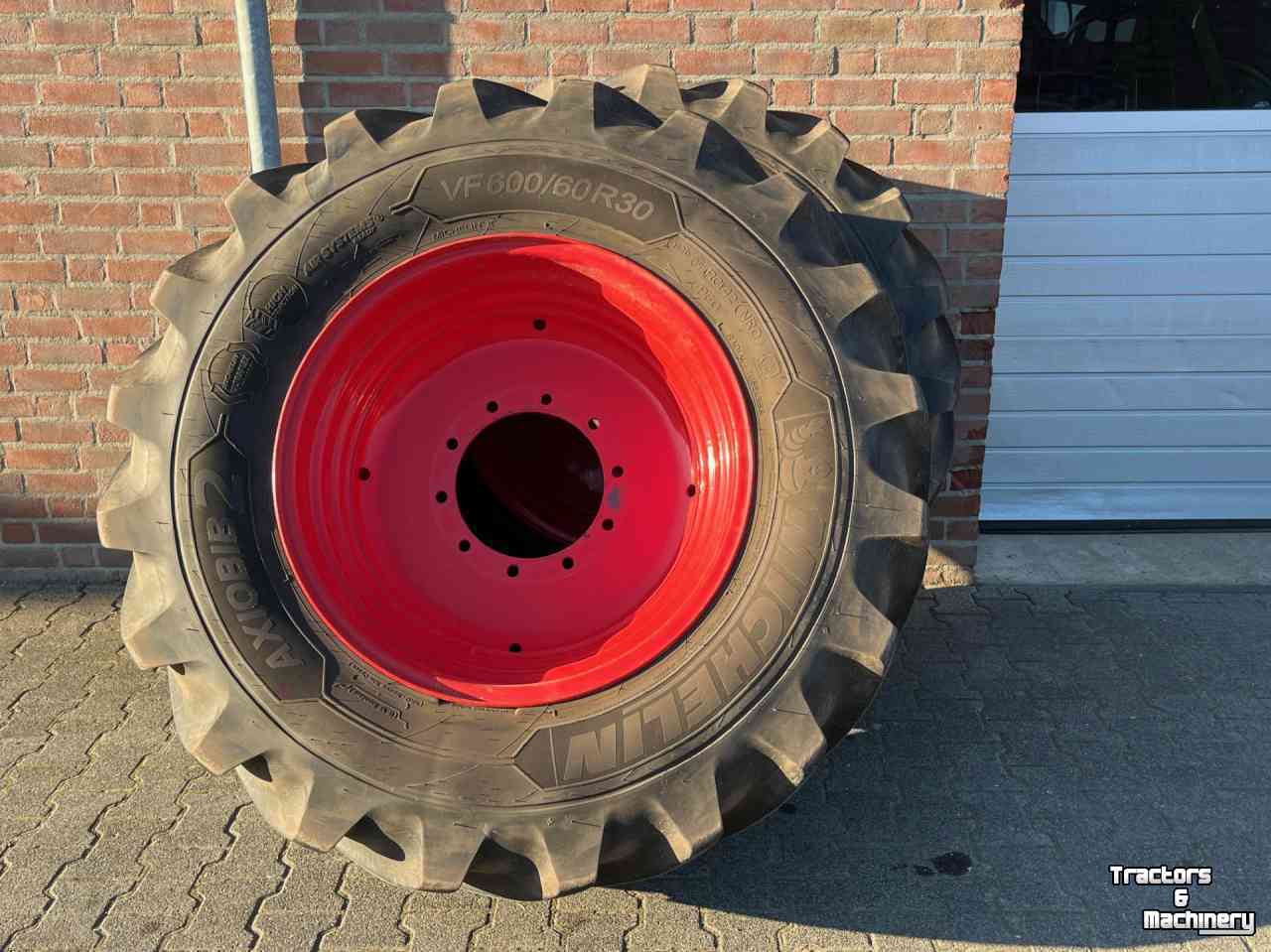 Roues, Pneus, Jantes, Barillets Jumelage Michelin VF 600/600- R30