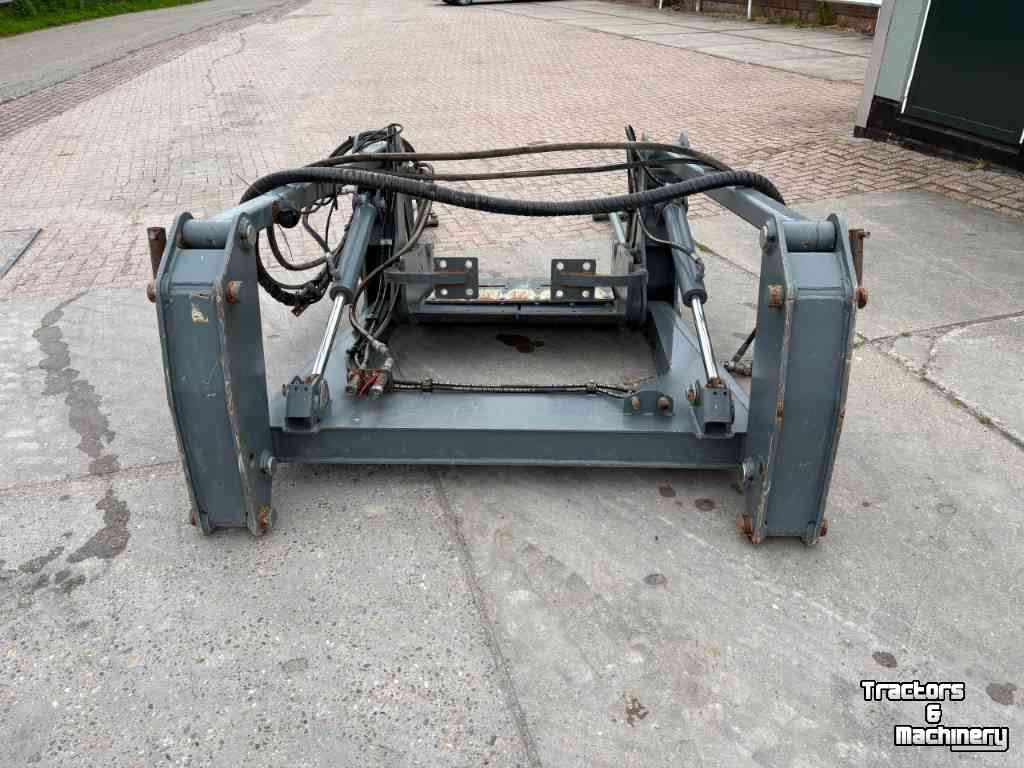 Les Lames à ensilage  Challenger  MT765