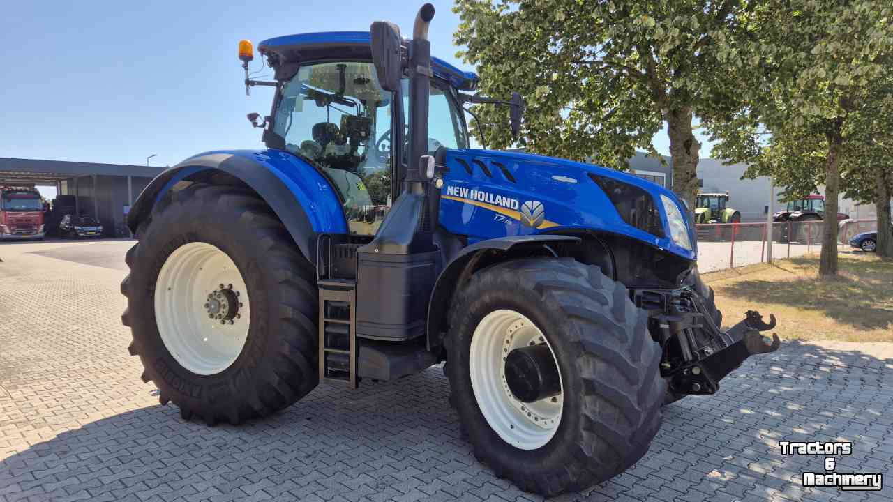 Tracteur New Holland T7.315 HD AC 40Kmh. Lucht, Fronthef, geveerde vooras en cabine.
