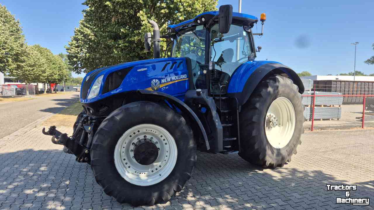 Tracteur New Holland T7.315 HD AC 40Kmh. Lucht, Fronthef, geveerde vooras en cabine.