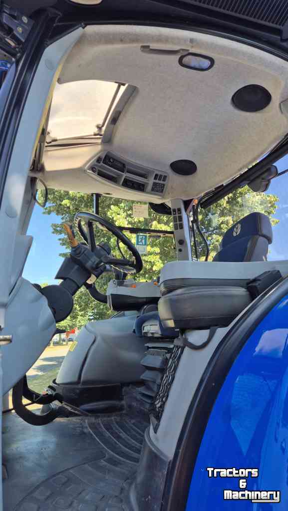 Tracteur New Holland T7.315 HD AC 40Kmh. Lucht, Fronthef, geveerde vooras en cabine.