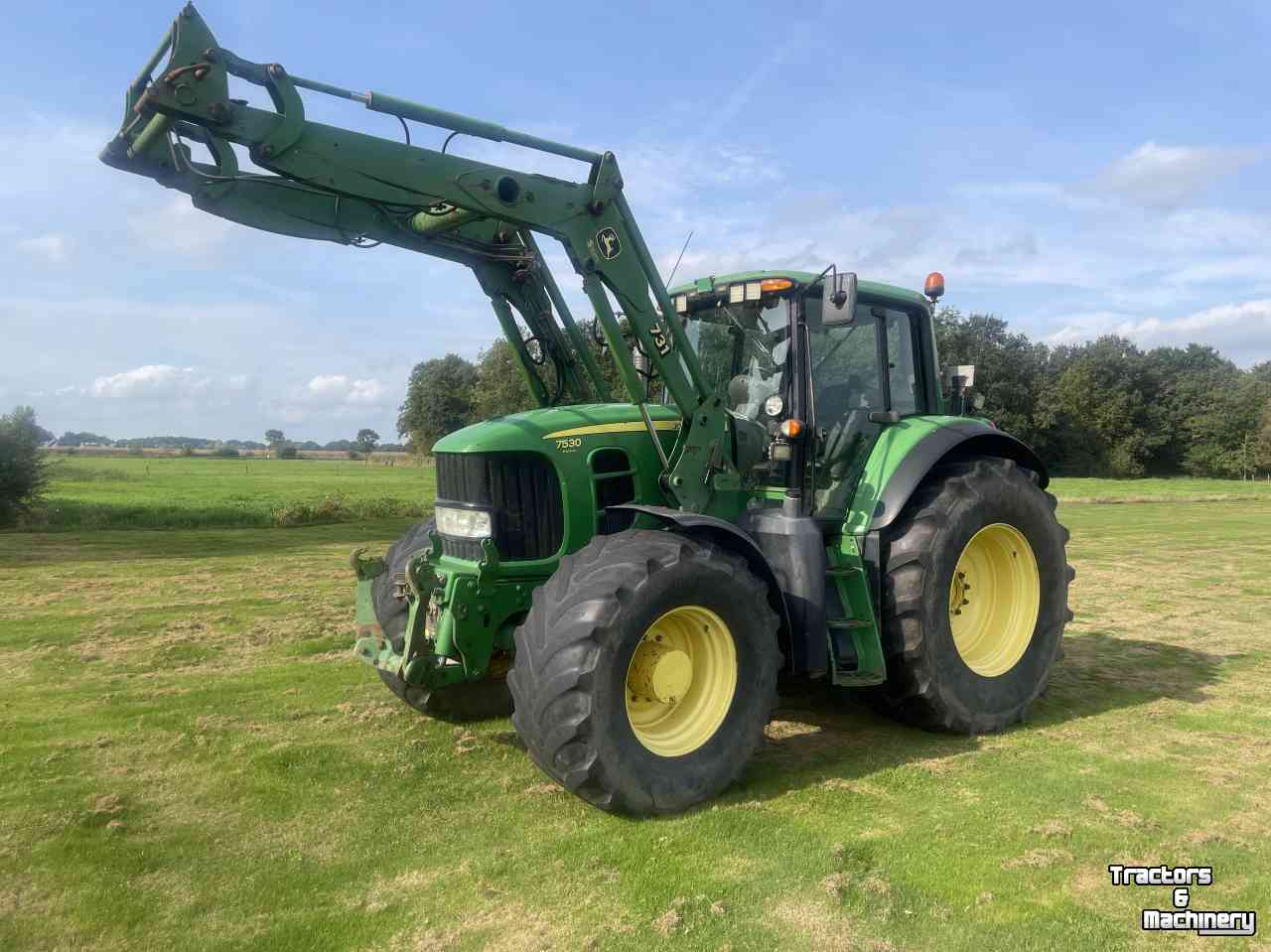 Tracteur John Deere 7530 PREMIUM AP TLS FR.HEF+FR.PTO+FR.LDR.