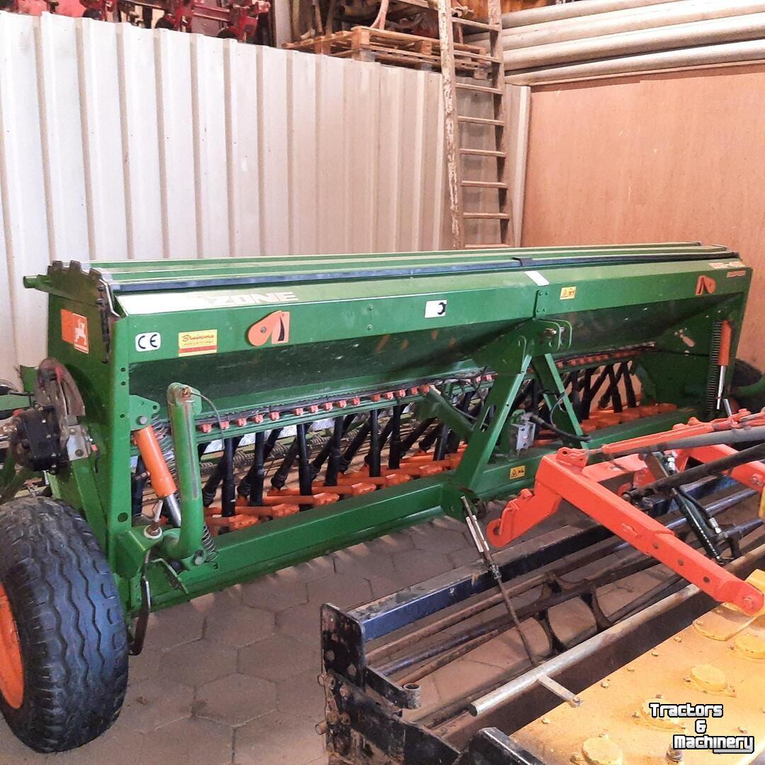 Semoir monograine Amazone D9-40