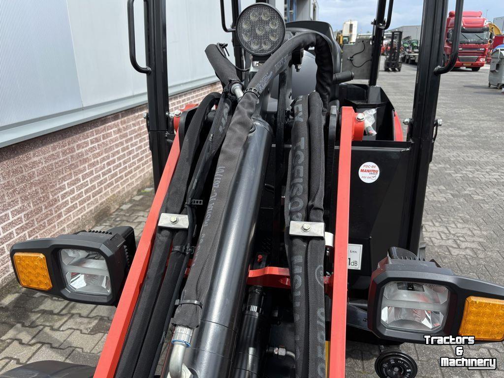 Chargeuse sur pneus Manitou MLA3