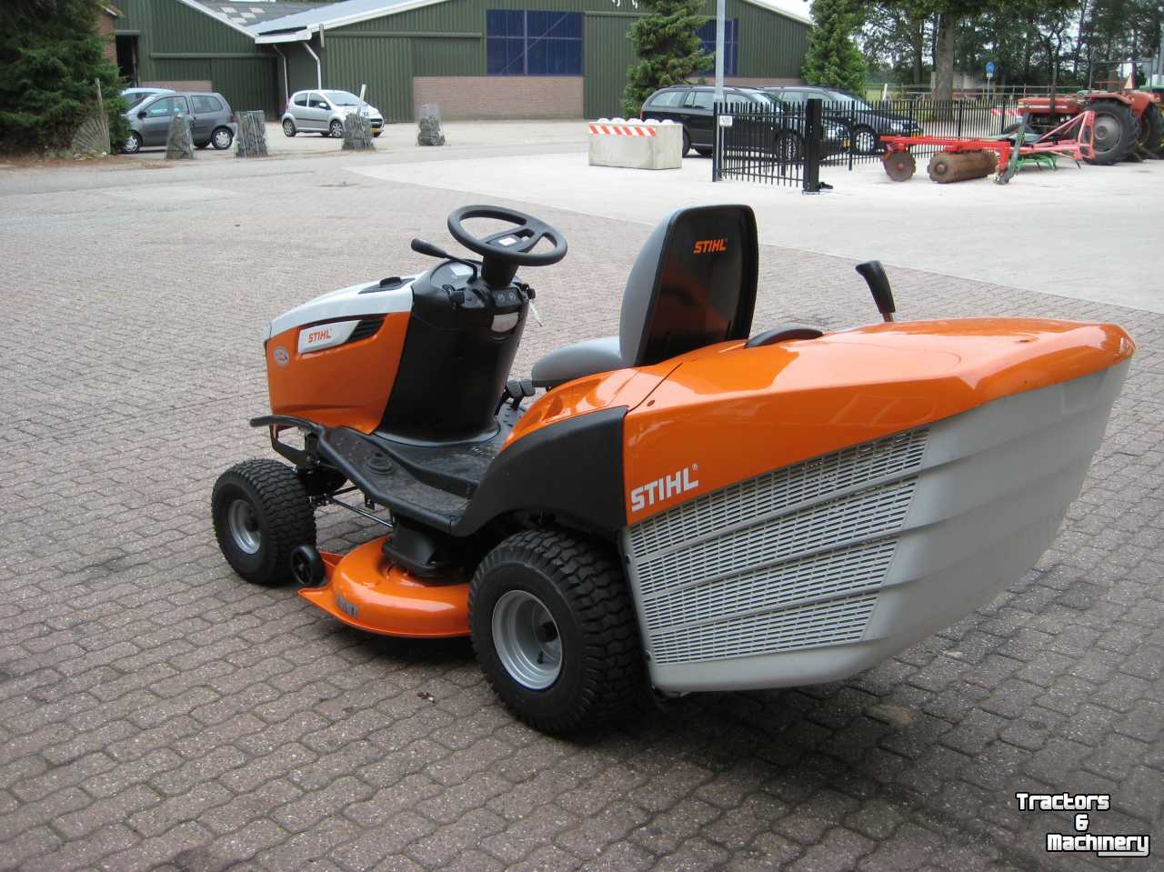 Tracteur Tondeuse Autoporté Stihl RT6112C
